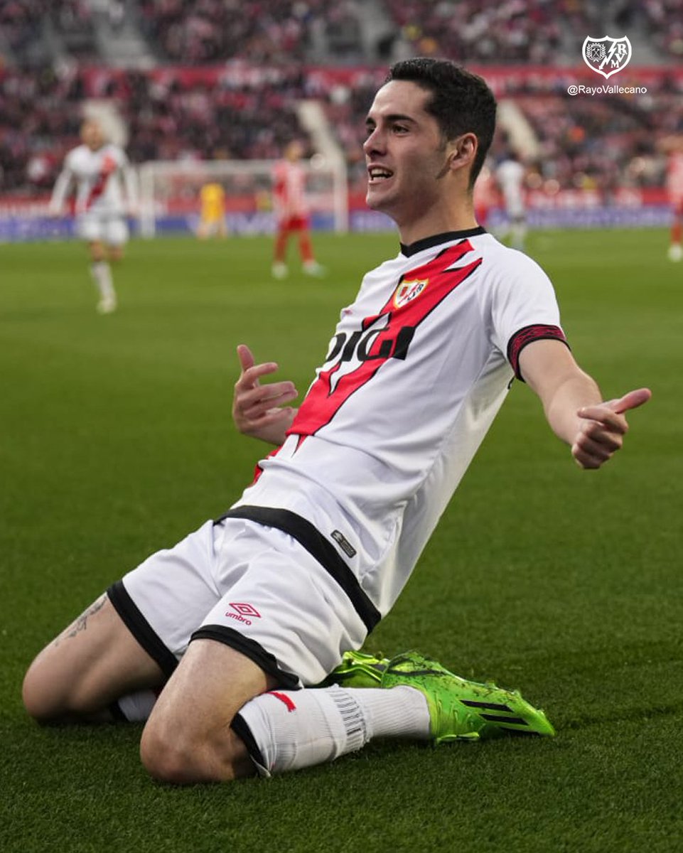 t1495816's tweet photo. 🇪🇦 Sergio Camello
🎂 21 años
🏟️🇪🇦 Rayo (cedido por Atlético)
⭐ Gol y asistencia en el empate de su equipo ante el Girona en Montilivi.
⚽ La temporada pasada anotó 15 goles en la Liga Smartbank con el Mirandés.
#TriRadar📡 https://t.co/SYKiESx6df