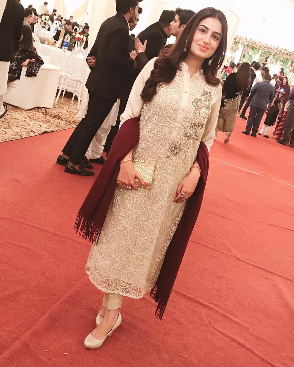 lifelinefarah's tweet photo. In the #throwback pic of #onthisday from #30Dec2018 #memories 👉 @Farah_Yousaf_fc follow ♥ 👈 https://t.co/v0OOgtbCzQ