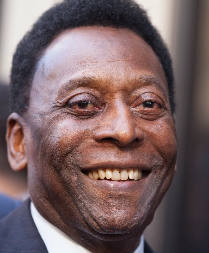BBGMusic's tweet photo. RIH! You inspired more than you could EVER know. You used God's gifts to inspire God's people!  Rest well, good Sir! #Pelé Shout his name! ⚽️🌏🖤 @Pele https://t.co/O3rksQcqEx