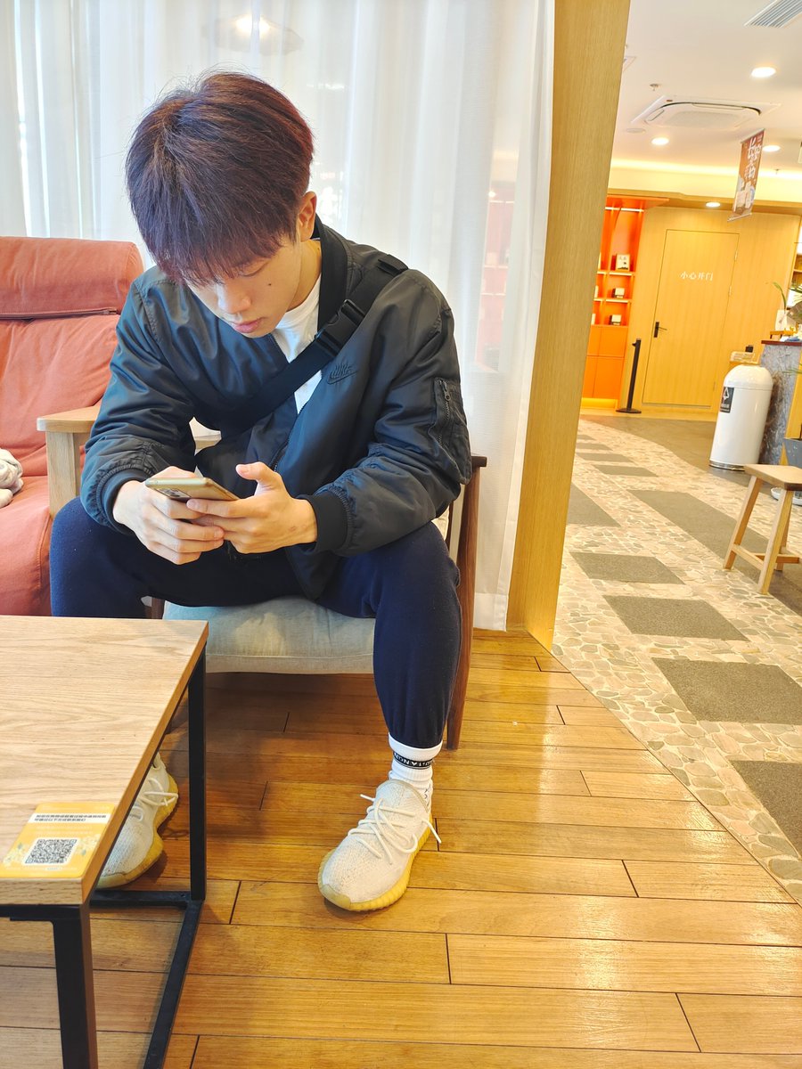 diyfn10's tweet photo. 可狼可奶体育生180  西安 https://t.co/BeH1SabaGo