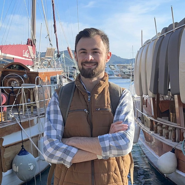 glideblox's tweet photo. We are excited to announce that Andrey Gorbenko has joined our team as co-founder and CTO! With his experience in Web3, we are confident that Andrey will help build Glideblox strong, solid, and innovative. Welcome to the team, Andrey! 

#newcofounder #CTO #team #web3 https://t.co/jBEoCxFjMx
