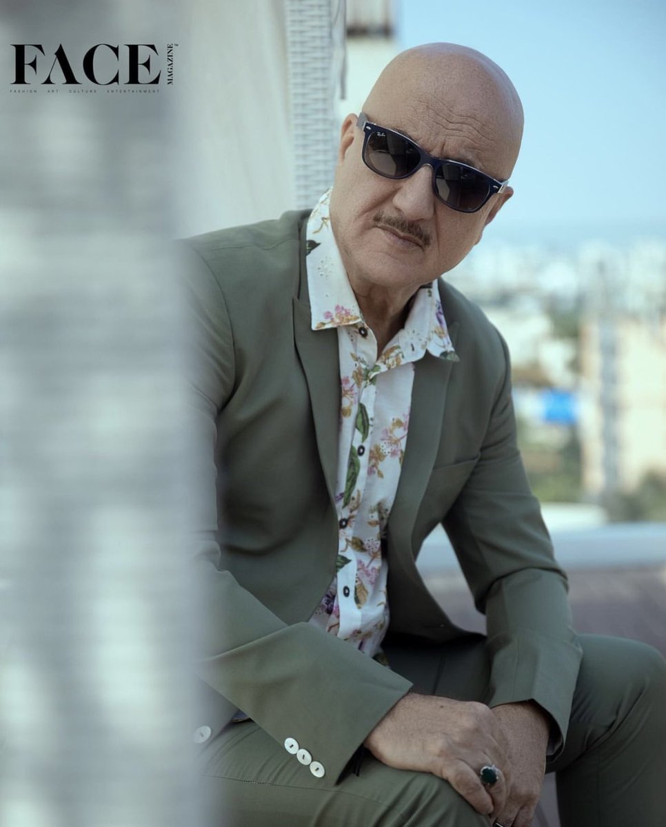Tutejajoginder's tweet photo. #AnupamKher was #HeroRedefined in 2022. #TheKashmirFiles saw what he is capable of delivering even after 4 decades, #Uunchai saw his emotional side &amp; #Karthikeya2 was another pan-India hit. He is set to bring on a lot of entertainment in 2023 too. Way to go, @AnupamPKher saab! https://t.co/sCTjq568Pc