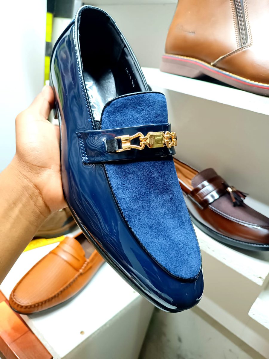 Fishwear2020's tweet photo. 💖item -High Quality officials
💖size-40-45
💖price ksh.2400
💖free delivery within Nairobi CBD and at an extra affordable cost across the country and Africa
💖0790554246 inbox for more info
💖Till no.5673003
#RestInPower #Condolences #RestEasy #Uhuru #SamuelMaina #Jesus #TopG https://t.co/kaNcsot1I8
