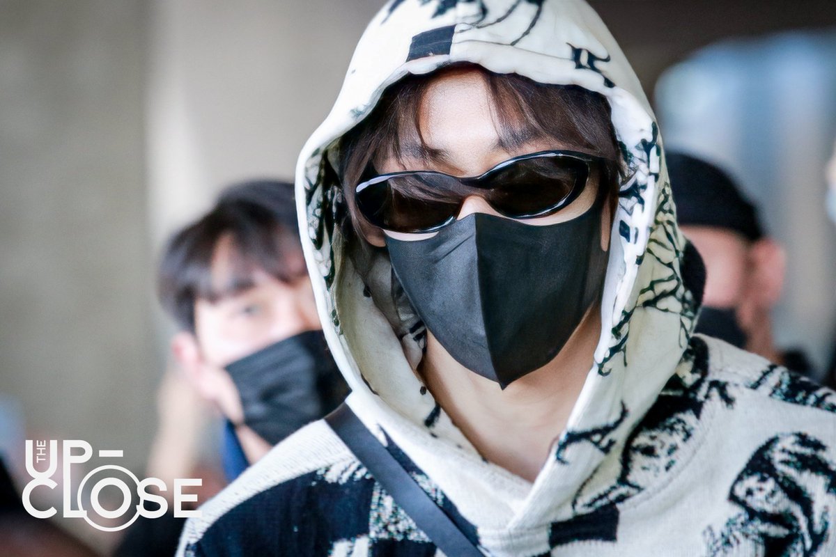 Theupclose's tweet photo. พี่กันต์ มาอย่างหล่อเลยคับ
#BamBam1A #BamBam #뱀뱀
#WelcomeBamBamToThailand
#BamBamxMono29Pattaya2023 https://t.co/ybcGrgmYxh