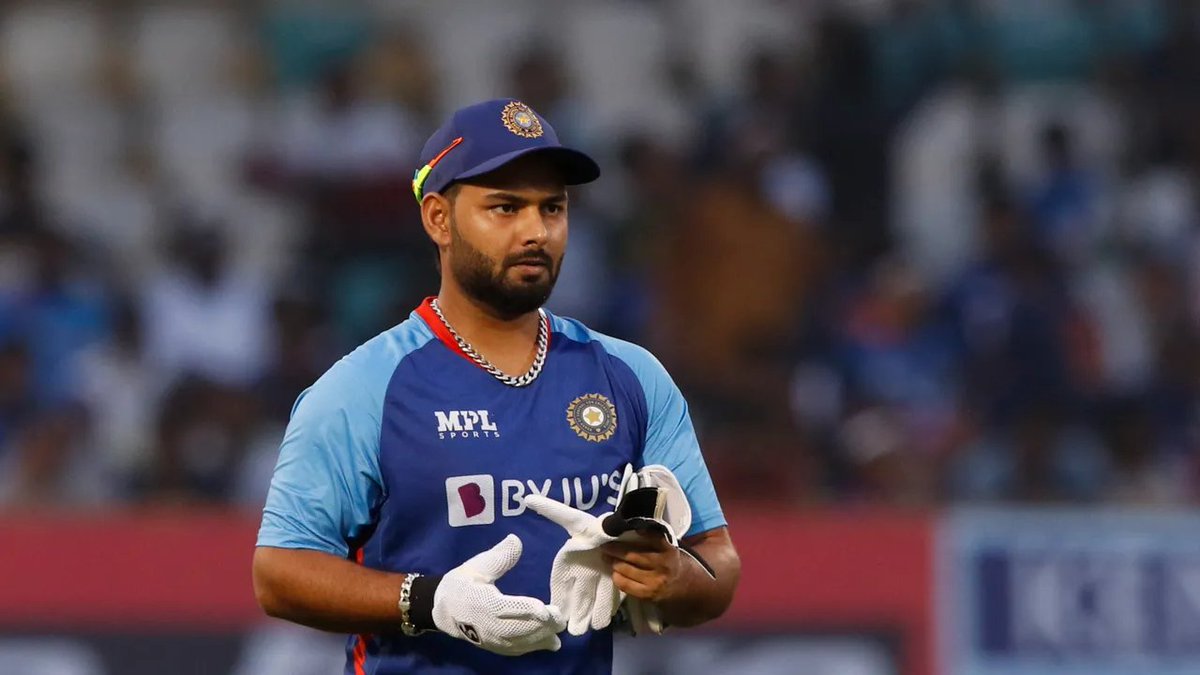ANI's tweet photo. Rishabh Pant accident | Rishabh has two cuts on his forehead, a ligament tear in right knee &amp; has also hurt his right wrist, ankle, toe &amp; has suffered abrasion injuries on his back. His condition remains stable &amp; has now been shifted to Max Hospital, Dehradun: BCCI

(File pic) https://t.co/da0spb3eTG