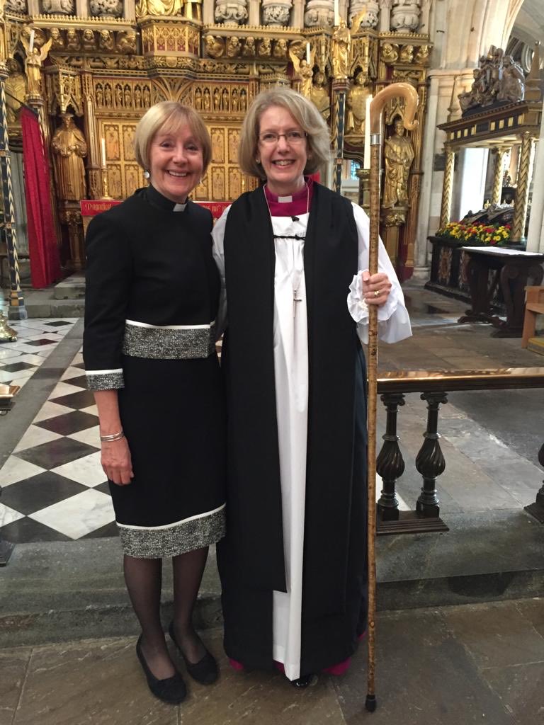 jackiesearle09's tweet photo. In loving memory of my dear friend Revd Canon Helen Newman who died on Tuesday. Helen preached wonderfully at my consecration; a wise and beautiful person who will be very greatly missed. May she rest in peace and rise in glory. ⁦@leicestercofe⁩ https://t.co/SxDYmptCTA