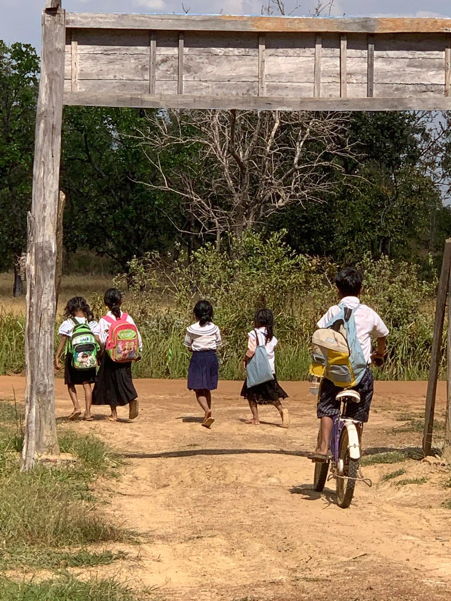 FireWomanJo1's tweet image. Magical moments planting #memorytrees 💚
Why not plant a #treesoflove for someone you love, or have lost?

How to Pay 🦋

For all currencies please use this JustGiving’s link-
justgiving.com/fundraising/tr…
...
🙏

facebook.com/groups/5524784…

#TreesOfLove #creatingnewmemories 💚