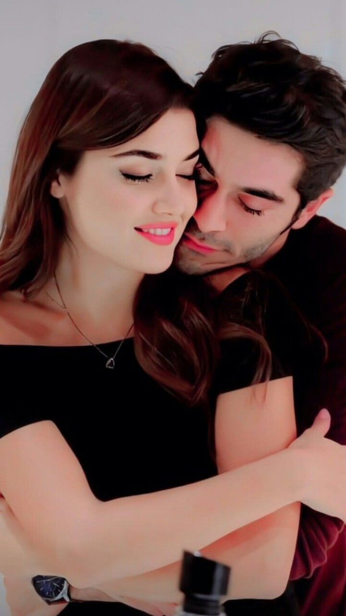 لا اريد ان اراك مع غيري ولا اريد من احد الاقتراب منك ف حضنك لي..و يدك لي..وعيناك لي..وكلك لي وحدي 😍💕