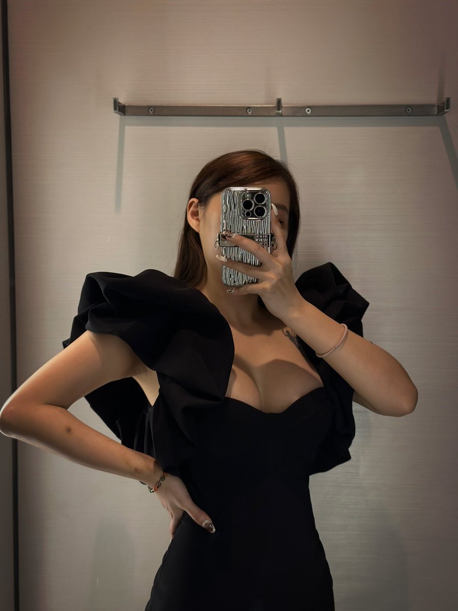男人的大腦喜歡女人的內心
但是眼睛喜歡女人的外表
不可否認呀🤭
花錢花心思花時間
花在自己身上的都是值得

#體態管理 #瘦身 #醫美 https://t.co/kxaPtbwfqX