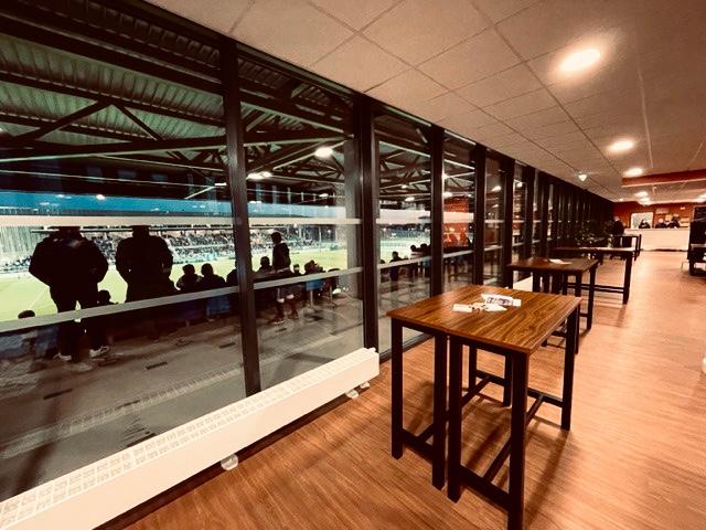 [🔥] USLD 🆚 <a href="/AJA/">AJ Auxerre</a> - 8/01 à 18h00]
Nouveauté ! Offre 𝗙𝗔𝗡 𝗕𝗔𝗥 dans le Salon 𝙌𝙪𝙖𝙞 𝙙𝙚 𝙡𝙖 𝘾𝙞𝙩𝙖𝙙𝙚𝙡𝙡𝙚. 
Vivez depuis notre salon à l'𝖊𝖘𝖕𝖗𝖎𝖙 𝖕𝖚𝖇 une expérience unique au prix de 𝟰𝟵,𝟵𝟬 € ! 
🎟 : my.weezevent.com/usld-ajauxerre
#TeamUSLD 🔵⚪️👊