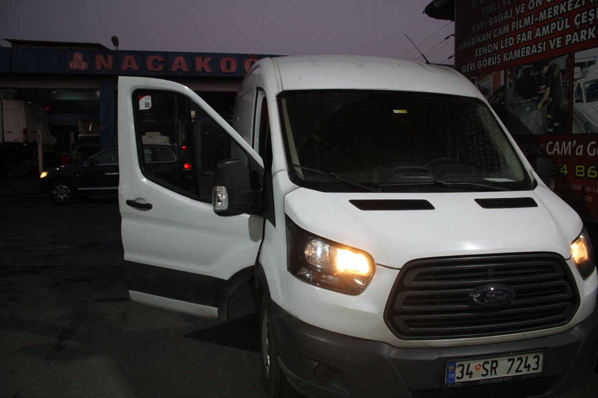 #ford transıt kelebek camı değişimi