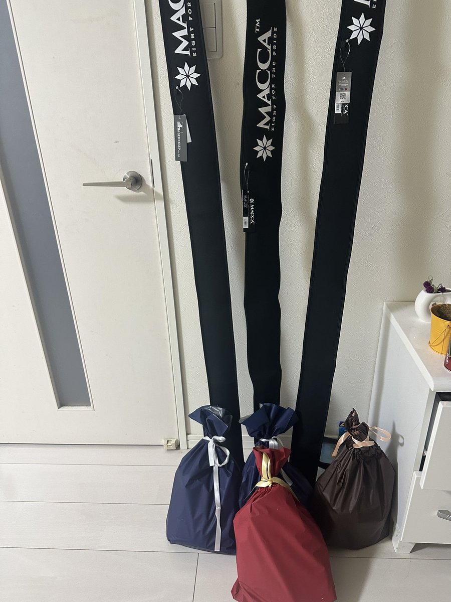 NovusBek's tweet photo. プレゼント企画のプレゼント着々と揃ってきてます！！
あとはリールだけ！リールの方は
右巻き左巻きがあるので当選した方と
お話してどっちがいいか決めてから
取りにいきます！！！ https://t.co/Iek9d6q2oC