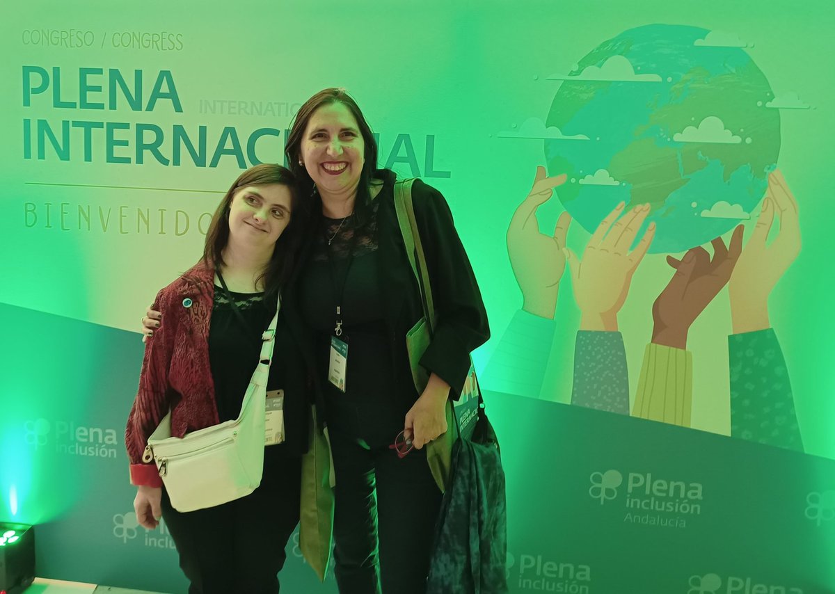 VOCES. «El que se va a Sevilla pierde su silla». Lee al artículo de opinión de <a href="/Pjelonche/">Paola Jelonche</a> de <a href="/fvisibilia/">Fundación Visibilia</a> 

Está en la revista Voces 476 especial #PlenaInternacional

⬇️Enlace
plenainclusion.org/voces/numero/4…