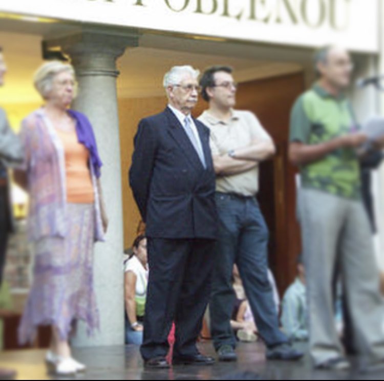 Ens ha deixat en Josep Alós, en Pepito. Antic membre de la Comissió de Festes del Passatge Cantí, fundador de l'ACR Comissions de Festes dels Carrers del Poblenou i antic President de la nostra Federació. Enviem una forta abraçada a la seva família, amics i companys.