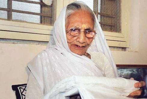 Sabir Kabliwala (@sabirkabliwala) on Twitter photo I am extremely saddened to know that Mrs.Hiraba Modi,mother of our Honourable Prime Minister passed away early this morning,
My deepest condolences
to Hon'ble <a href="/narendramodi/">Narendra Modi</a> ji,
May her soul Rest in Peace .
Sabir Kabliwala
President, Gujarat state - AIMIM
#HirabaModi I am extremely saddened to know that Mrs.Hiraba Modi,mother of our Honourable Prime Minister passed away early this morning,
My deepest condolences
to Hon'ble <a href="/narendramodi/">Narendra Modi</a> ji,
May her soul Rest in Peace .
Sabir Kabliwala
President, Gujarat state - AIMIM
#HirabaModi