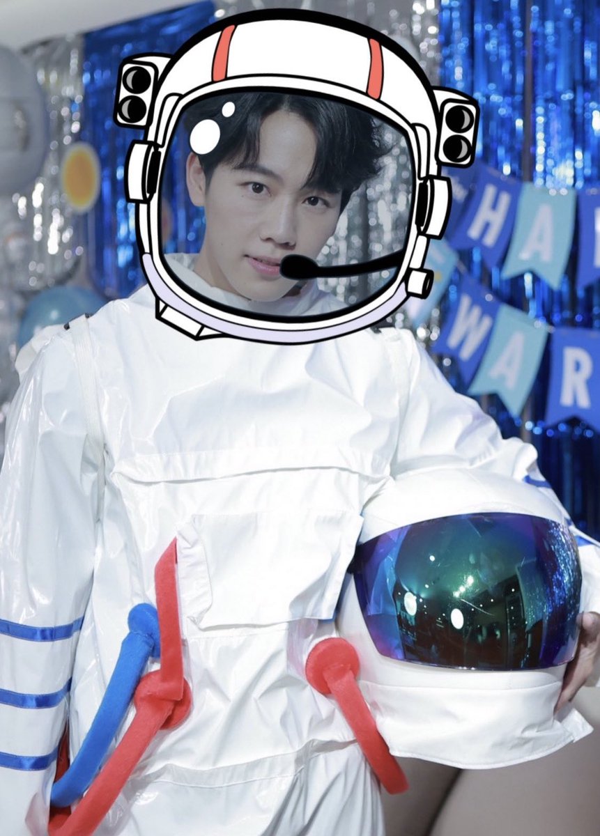 Ww11Ta's tweet photo. เนื่องจากปีใหม่ มาคับมีมีแจกเพิ่มอีก 2 ใบ 🎁 สุ่มแจก🪐🚀แก้ว มนุษย์อวกาศสีดำ 2 ใบ/2 คน (ขอสงวนสิทธิ์เฉพาะฟลวนะคะ)

📍กติกา : รีทวิต

หรือใครสะดวกเมนขั่นติดแท็กสะสมยอดให้น้องๆได้ค่ะ 
#warwanarat W.Wanarat @warwanarat #yinyin_anw Yin Anan @yinyin_anw 

สุ่มวันที่ 1/1/66 ค่ะ https://t.co/1eLzvALtNb