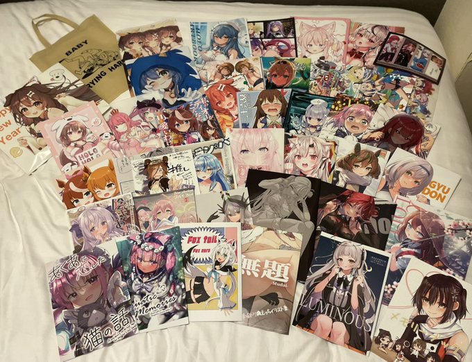 今日の戦利品です!!素敵な作品がいっぱい!!! 