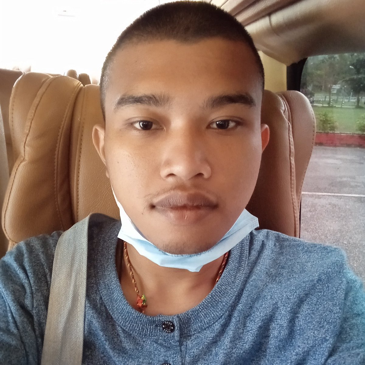 SakdaPhe's tweet photo. #NewProfilePic https://t.co/C8kBOmjjVz