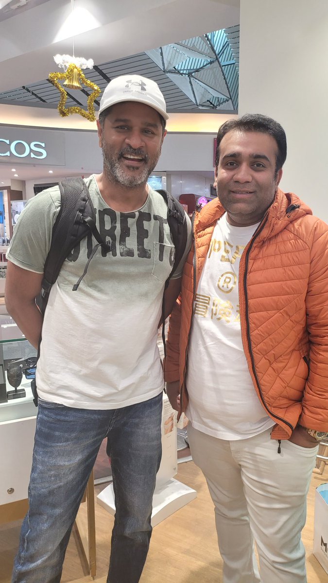 sankhala_darsh's tweet image. With legend finally...
@PDdancing #PrabhuDeva #darshansankhala