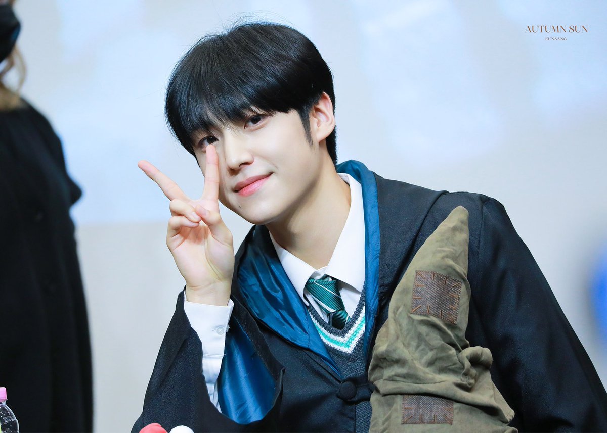lespicture's tweet photo. 221223 | © Autumn Sun 
#이은상 #EUNSANG #YOUNITE https://t.co/6iOseNA5pt