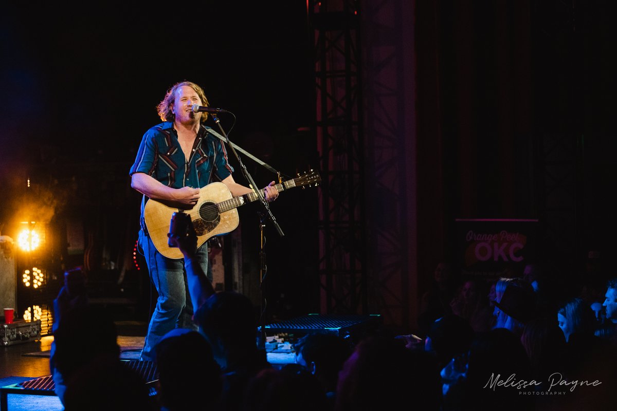 If you’re in the Tulsa, OK area this weekend without any plans for New Year’s Eve, consider ringing in the New Year with @WilliamCGreen and openers, @thedamnquails, who will be back at Tulsa’s Timeless Honky-Tonk, @cainsballroom.