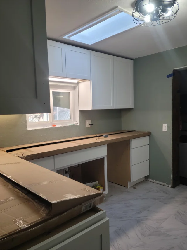 StevengPerez's tweet photo. Getting closer the last 10% takes 90% of the time.
#kitchen #kitchen_style #kitchen_decoration #kitchen_interior #kitchen_look #smart_kitchen #kitchenandrangehood https://t.co/NinqdeYeIL