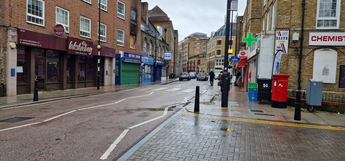 AbdalUllah's tweet photo. Great catching up with #Wapping Lane shop owners this morning.
Will push @TowerHamletsNow to get the two closed shops rented soon.
We are monitoring the situation about @sainsburys local moving to Wapping Lane.
#weloveWapping #weareWapping https://t.co/9OlTDKAWEI