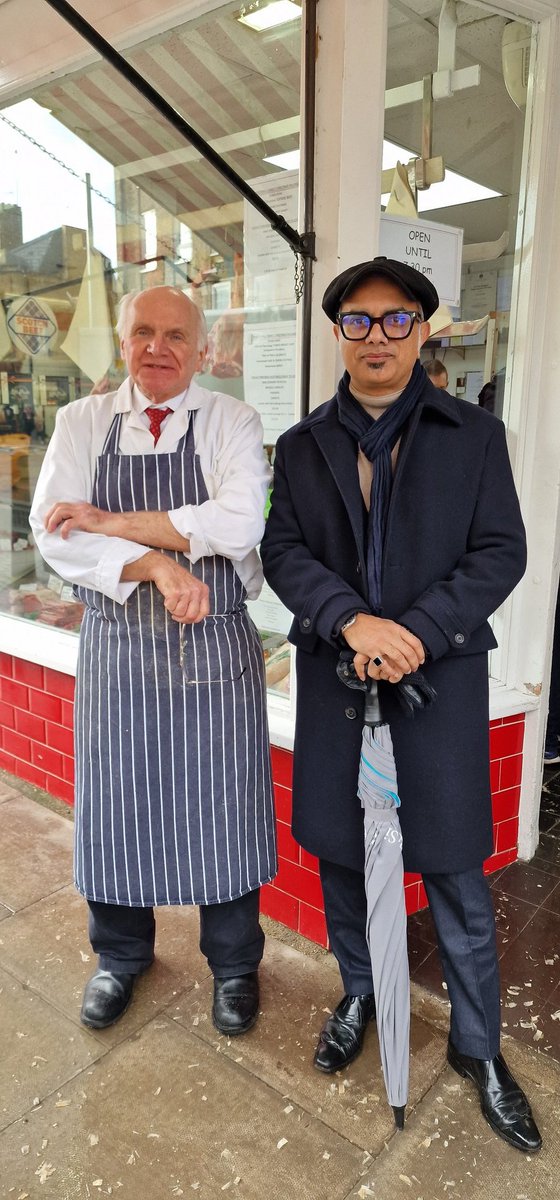 AbdalUllah's tweet photo. Great catching up with #Wapping Lane shop owners this morning.
Will push @TowerHamletsNow to get the two closed shops rented soon.
We are monitoring the situation about @sainsburys local moving to Wapping Lane.
#weloveWapping #weareWapping https://t.co/9OlTDKAWEI