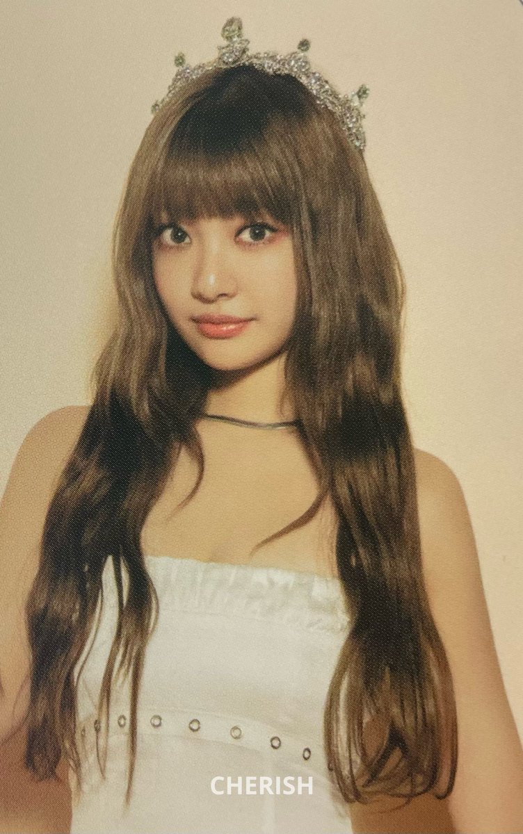 NYZBRASIL's tweet photo. [#SCAN] 30.12 | Photocards de Ningning para o Season's Greetings 2023 do aespa!

- Holiday Set Ver.
- Photo Card Pack Ver.
- Pobs photocard (ver.1)
- Pobs photocard (ver.2)

#NINGNING #닝닝 #aespa #에스파 @aespa_official https://t.co/0vMSshpz1x