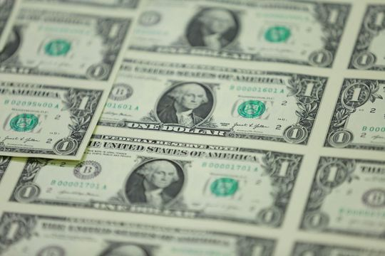 gnbeasf_y's tweet photo. Dollar's Epic Rally Reverses - Investors Expect Further Downside https://t.co/tROho2uEjy