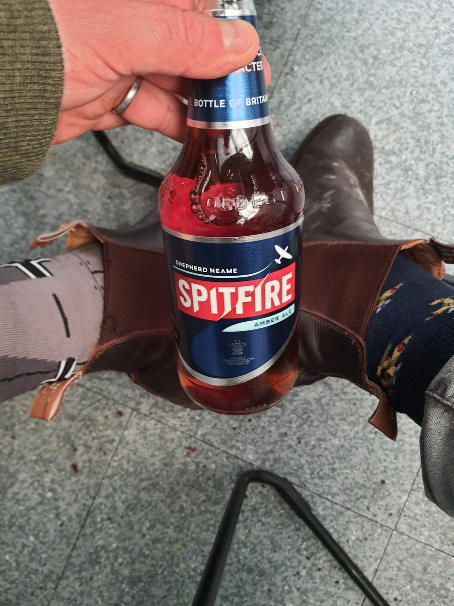 #avgeek heaven at <a href="/IWMDuxford/">IWM Duxford</a>! Drinking a Spitfire ale whilst wearing one ME109 sock and one Spitfire sock. <a href="/jyc_gowlingwlg/">Jonathan Chamberlain @jon-chamberlain.bsky.social</a> - I may also be wearing the Spitfire t-shirt you kindly got me..