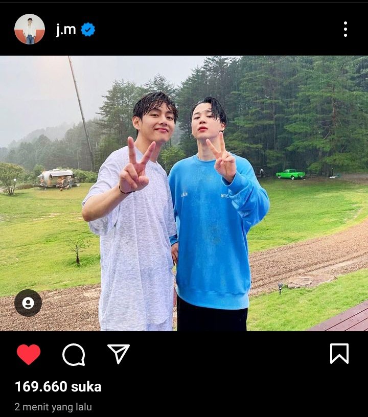 jmnoona13's tweet photo. yaampun gemmeshnaaaaaaa #HappyBirthdayTaehyung #HappyBirthdayV #TAEHYUNGDAY #VMIN #jimin #jiminupdate https://t.co/D2igaL7VTa