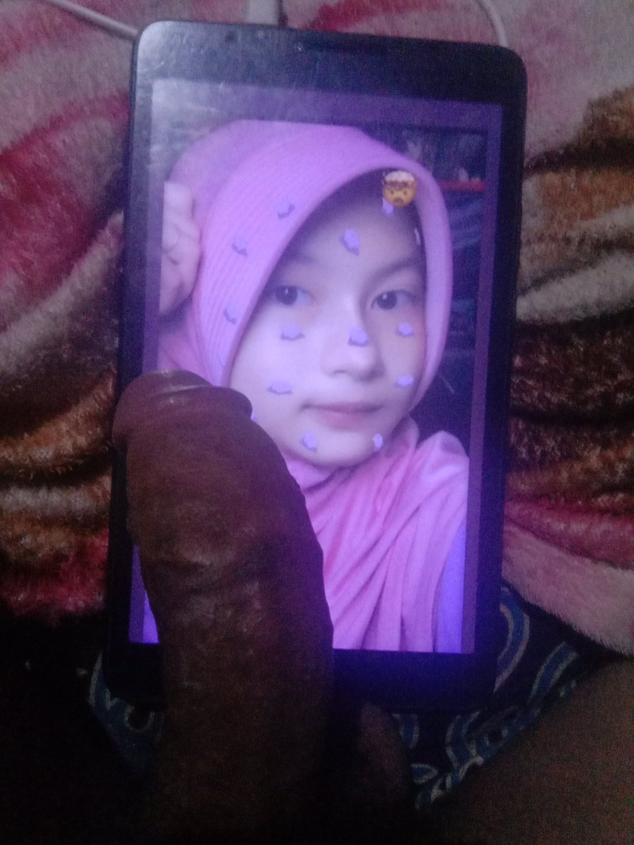 DimGal9's tweet photo. @Cicitrara12 
Masih kecil kelihatan polos dan bening tapi dah jadi lonte pemuas lelaki, pejuhin/kontolin aja lonte ini. 

#kontolin #kontolngaceng #kontolinfoto #kontolbrondong #kontolinmuka #kontolgede #kontolinaku #kontolinfotoaku #Pejuhin #pejuhinfoto #PejuhinChallenge #pejuh https://t.co/jTCpUsN9cL