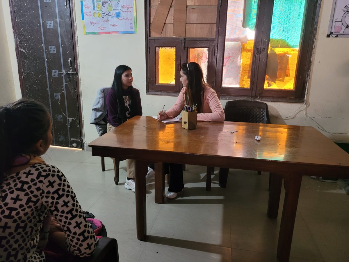 SheSpeaksaf's tweet photo. With immense joy and pride, we are glad to share that after exhaustive rounds of interview , our 12 talented trainees have managed to secure the position of GDA with Caroline Healthcare India
#careerdevelopment #success #Motivation https://t.co/sJp0otbWEQ