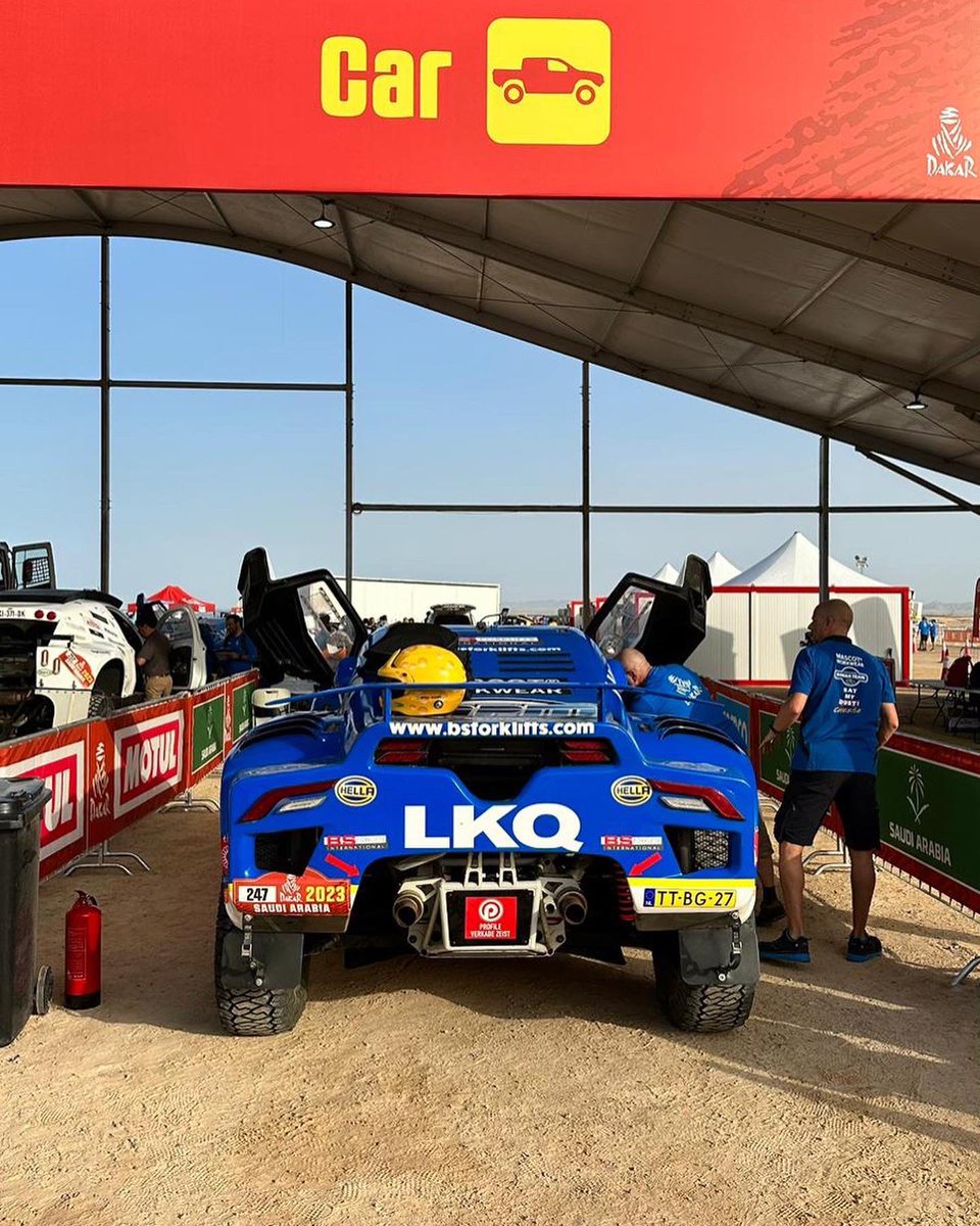 TimCoronel's tweet image. Second home🤪 Final FIA checks on the car and our suits today. Afterwards we should be good to go!🏁✅

#dakar2023 #timcoronel @TomCoronel #rally