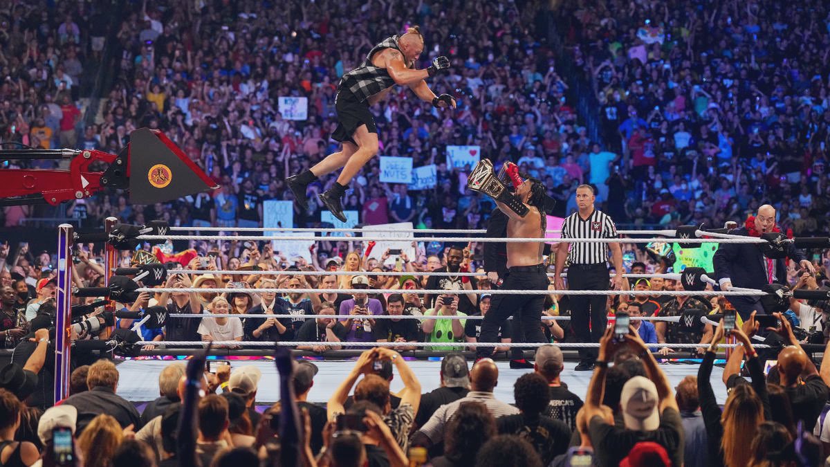 Mohd_Sahil2554's tweet photo. @WWEIndia Roman vs Brock in #SummerSlam @WWE #Lastmenstanding https://t.co/C1ivA42Q0z