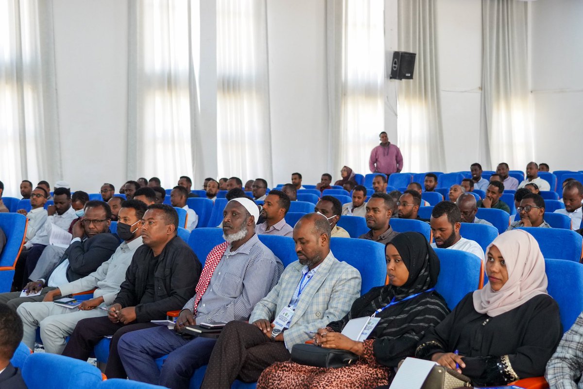 TakeleUma's tweet photo. We’ve kept the faith in an idea that together, we can build a better Ethiopia . This historic peace building across  Nation… one that was , is and will be the only possible trajectories to prosperous nation . To cement this togetherness the role of intellectuals is profound. https://t.co/DTh89Xfe34