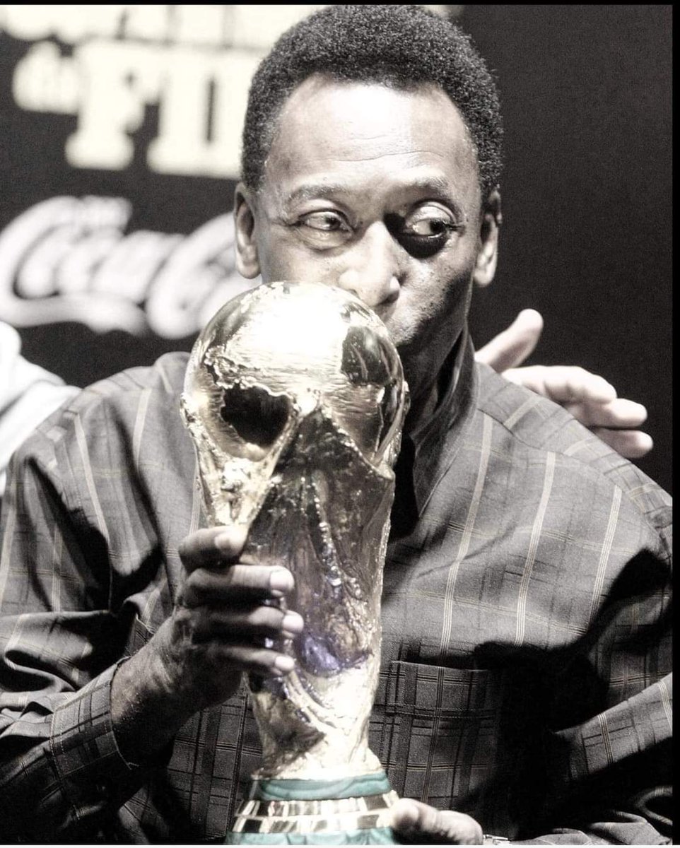 The biggest football inspiration <a href="/Pele/">Pelé</a> is gone. He will be greatly missed. May he rest in peace.