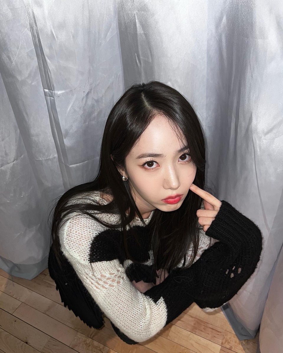 sinbinstagram's tweet photo. 🫠

https://t.co/FL75x3ZzWf https://t.co/XsE3uldoP6