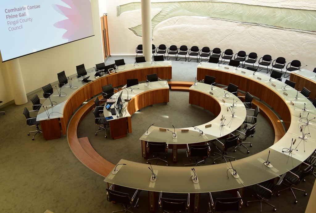 Fingalcoco's tweet photo. In January, we are hosting four online modules which will give participants an insight into local politics and local government and introduce them to the political groupings that make up the current Council. 
More information is available at https://t.co/L9lIlU2iWs 
#YourCouncil https://t.co/9u6Y2mPdRa