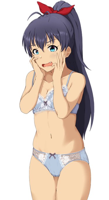 skebで描かせていただいた響になります( ◜◡◝ )

思いのほかこの下着での自分の姿が普段よりもえっちなものに見えてきてしまいこれが他の人に見られたら…と悶々としている瞬間というリクエストでごさいました

背景とかは無しで。 