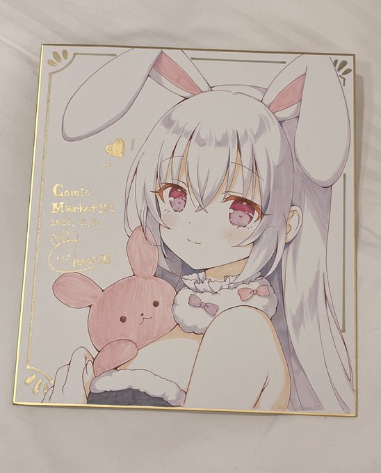 トレーディング缶バッジの当たりの直筆色紙こんな感じです🐰♡うさ耳吸血鬼ちゃん! 