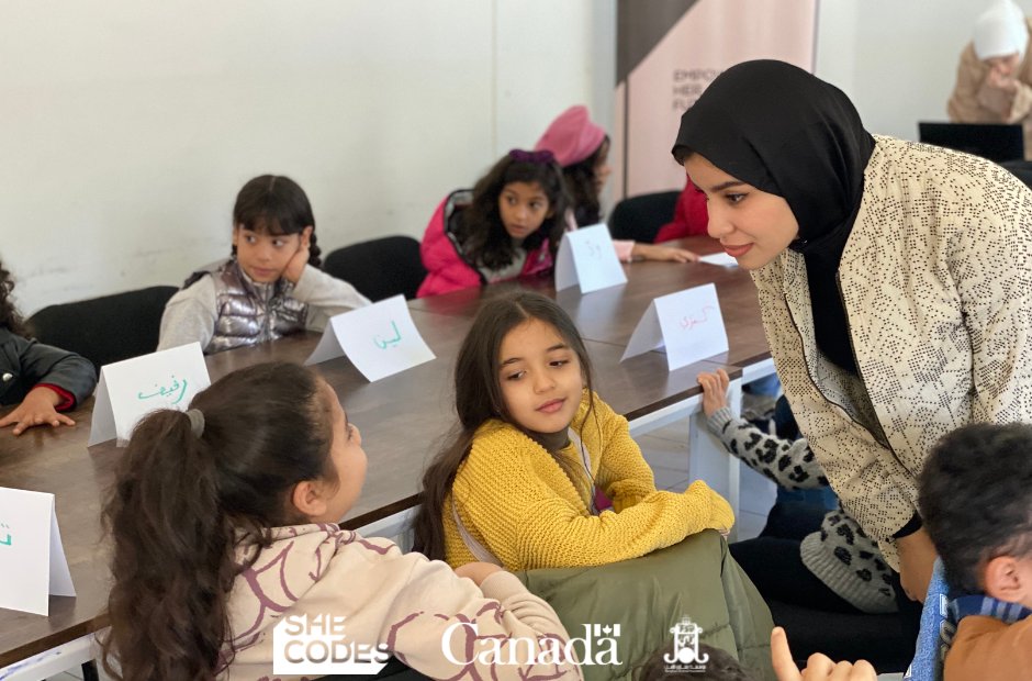 Shecodes2018's tweet image. As they also learn about #Algorithms and #Unplugged Activities in a fun way, which will help them to use their imagination to create their stories 🚀
Session led by #OperationCode interns
Funded by @CanEmbLibya