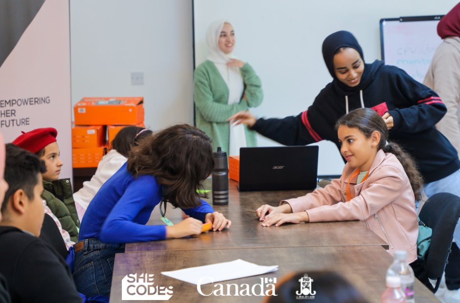 Shecodes2018's tweet image. As they also learn about #Algorithms and #Unplugged Activities in a fun way, which will help them to use their imagination to create their stories 🚀
Session led by #OperationCode interns
Funded by @CanEmbLibya