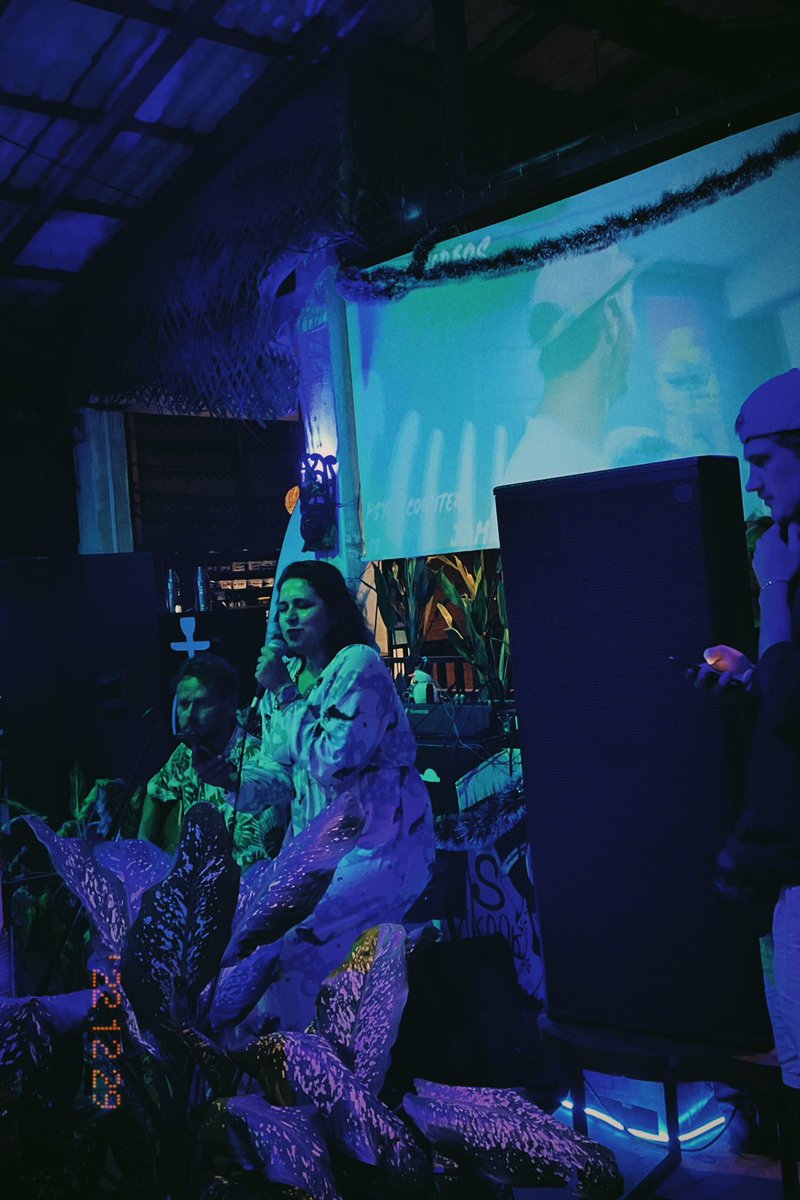 strozhan's tweet image. иииии
11. декабрь
Ахангама
наконец-то добрались до финальной локации и оседаем тут🫶🏽