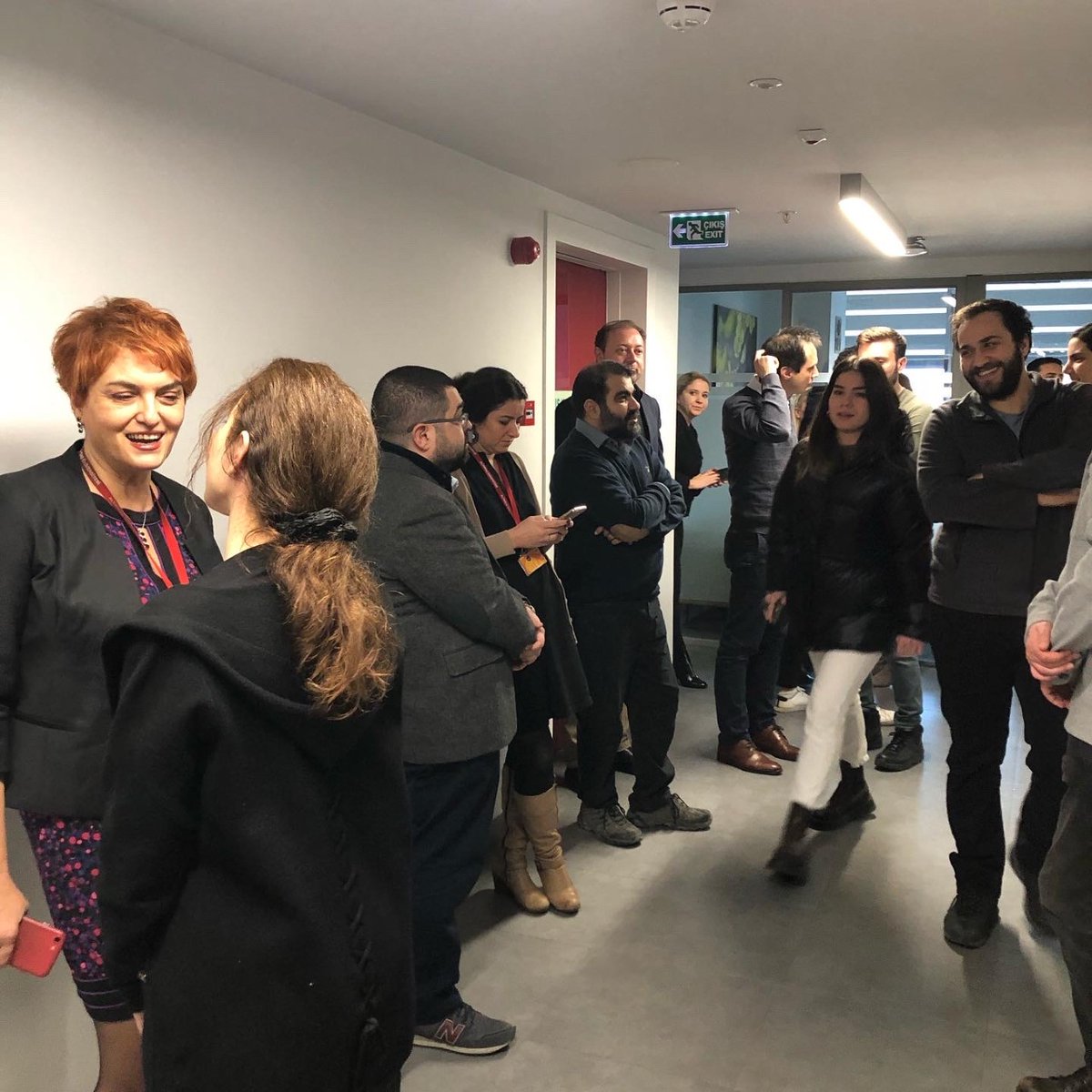 altinbaspsi's tweet photo. Altınbaş Üniversitesi Psikoloji Laboratuvarımız değerli Rektörümüz Prof. Dr. Çağrı Erhan, Rektör Yardımcımız Prof. Dr. Ali Argun Karacabey, fakültemizin kıymetli öğretim üyeleri ve sevgili öğrencilerimizin katılımı ile açıldı🌿 https://t.co/B3OlabySU4