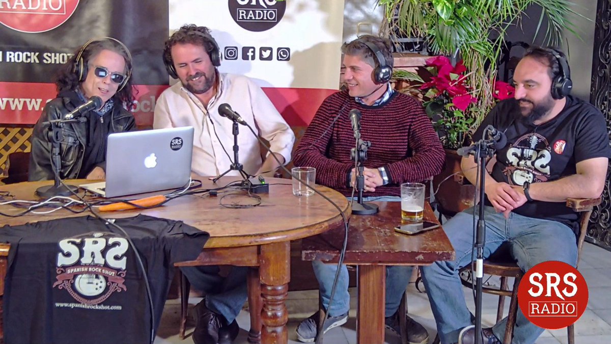 Noche de radio con Spanish Rock Shot
spanishrockshot.com
Desde Sevilla para el mundo colaboramos en un programa online del inigualable Manu Rodríguez con personajes peculiares:cantaores flamenco, un cura, un cazador de animales salvajes en África, un pescadero filósofo...