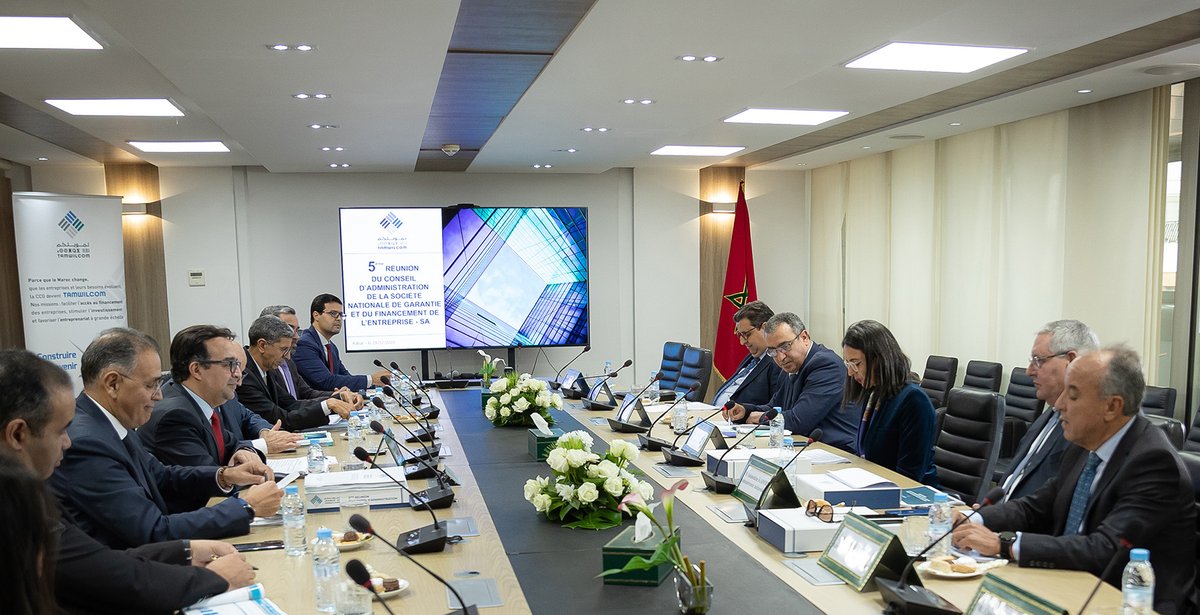 tamwilcom_maroc's tweet photo. [Communiqué de presse]
#Tamwilcom a tenu son 5e Conseil d'Administration le mercredi 28 décembre à son siège à Rabat, sous la présidence de Madame Nadia FETTAH, Ministre de l’Economie et des Finances.
#financement #garantie
https://t.co/59YDEMtebn https://t.co/Nfddl16VSO