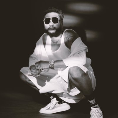 lriceofficialt1's tweet photo. #NouvellePhotoDeProfil https://t.co/JEHMt5ZO4s