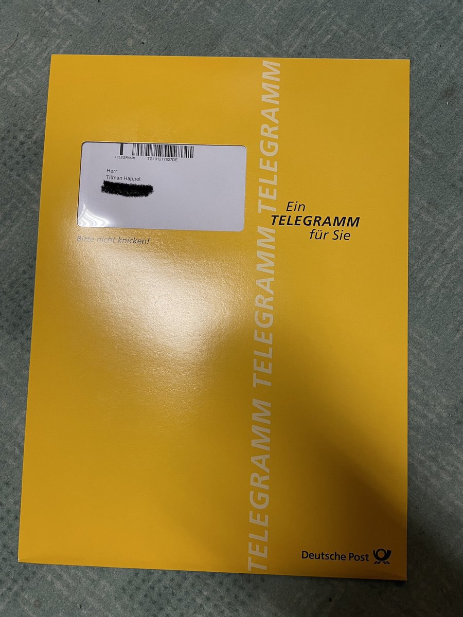 Griffy89's tweet photo. Ich habe die Chance genutzt und nochmal schnell ein #Telegramm an mich selbst geschickt, bevor die @DeutschePostDHL zum 31.12.2022 den Dienst einstellt. Ein bisschen Nostalgie zum Ende des Jahres 😄 https://t.co/pRCN2MXt7m